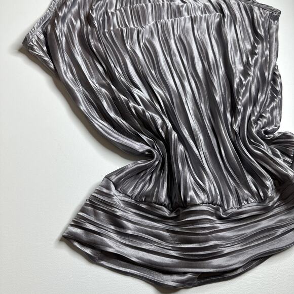 Y2K Heart And Soul Silver Metallic Pleated Halter Top Clubwear Party Glam L USA - Picture 6 of 12